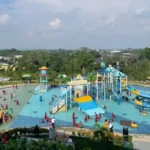 Rekomendasi Kolam Renang Keluarga di Solo, Tempat Favorit Anak Bermain Air dan Belajar Berenang