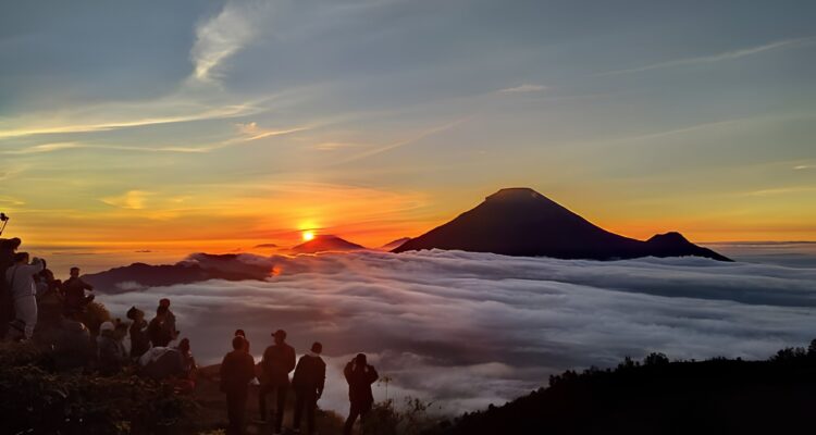 Rekomendasi Spot Sunset Paling Indah yang Wajib Dikunjungi di Solo