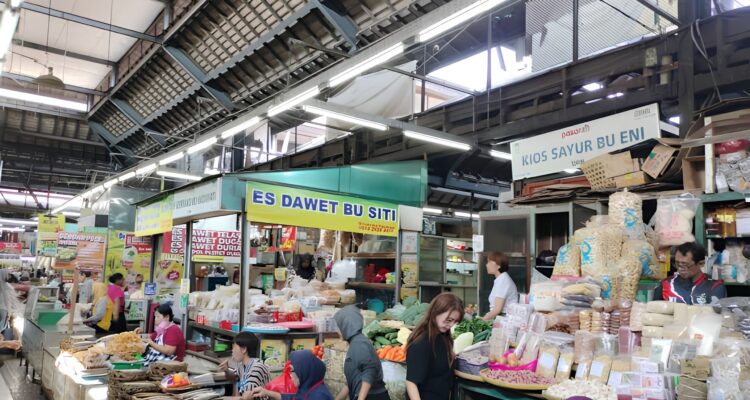 Pesona Pasar Gede yang Memadukan Sejarah, Budaya, dan Wisata Kuliner