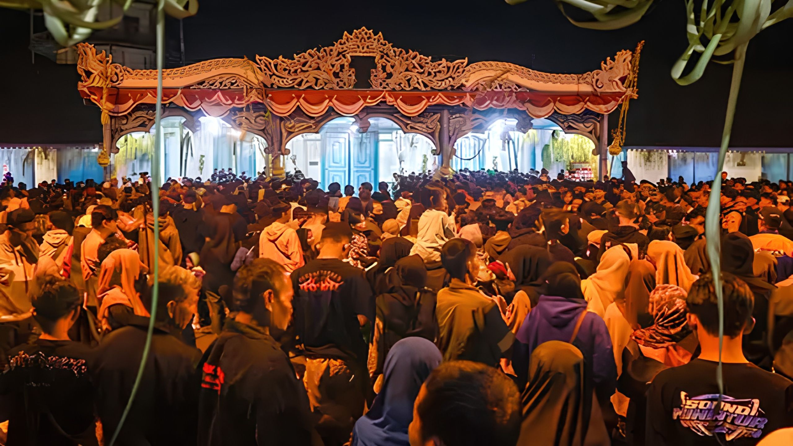 Tradisi Kirab Pusaka Malam 1 Suro, Daya Tarik Budaya yang Melekat di Solo