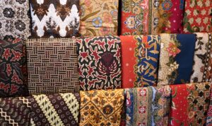 Pesona Batik Solo, Karya Tradisional yang Mampu Bertahan di Era Modern