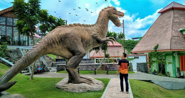 Mengenal Taman Cerdas Jebres, Ruang Edukasi dan Rekreasi Keluarga di Solo