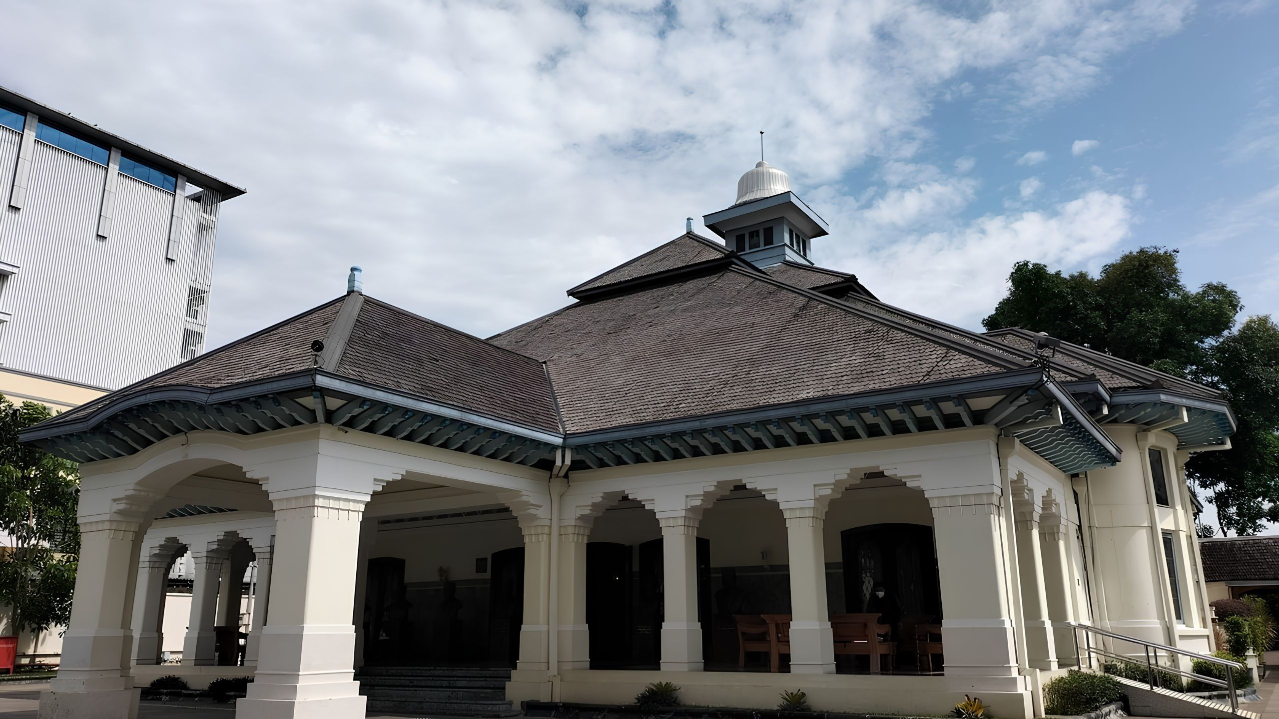 Daya Tarik Wisata Loji Gandrung Solo