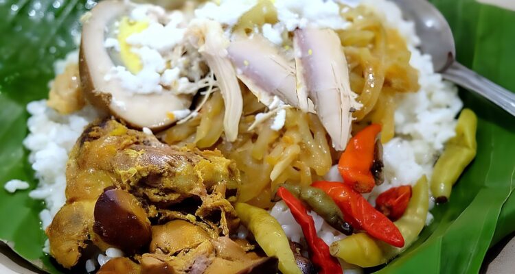 Nasi Liwet Bu Wongso Lemu, Sajian Khas Solo yang Patut Dicoba