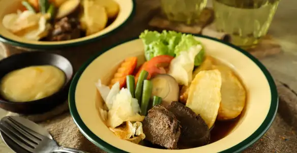 Bahan Utama yang Membentuk Cita Rasa Khas